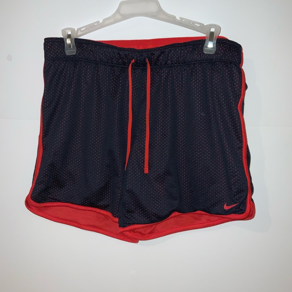 Woman’s Nike Dri-Fit Mesh Training Shorts/ Size: M